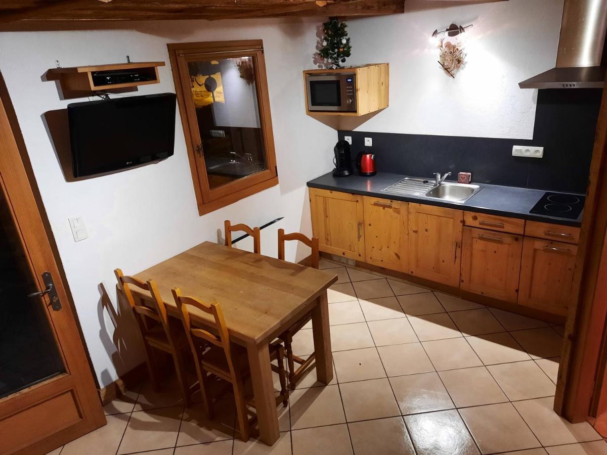 Le Petit Caboin Guest House Seytroux Exterior foto